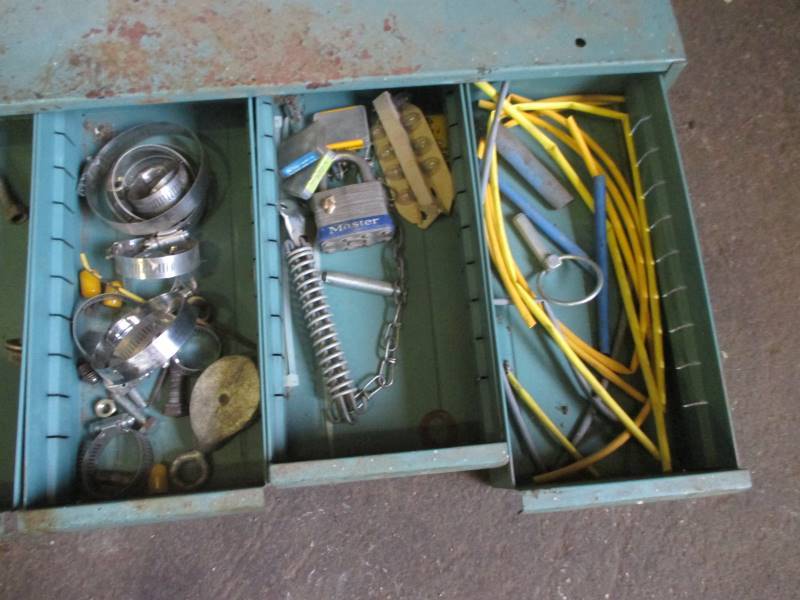 lot 135 image: Organizer  Contents