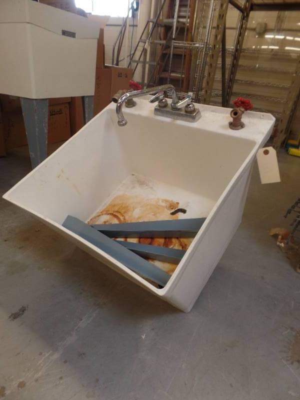 UTILITY SINK