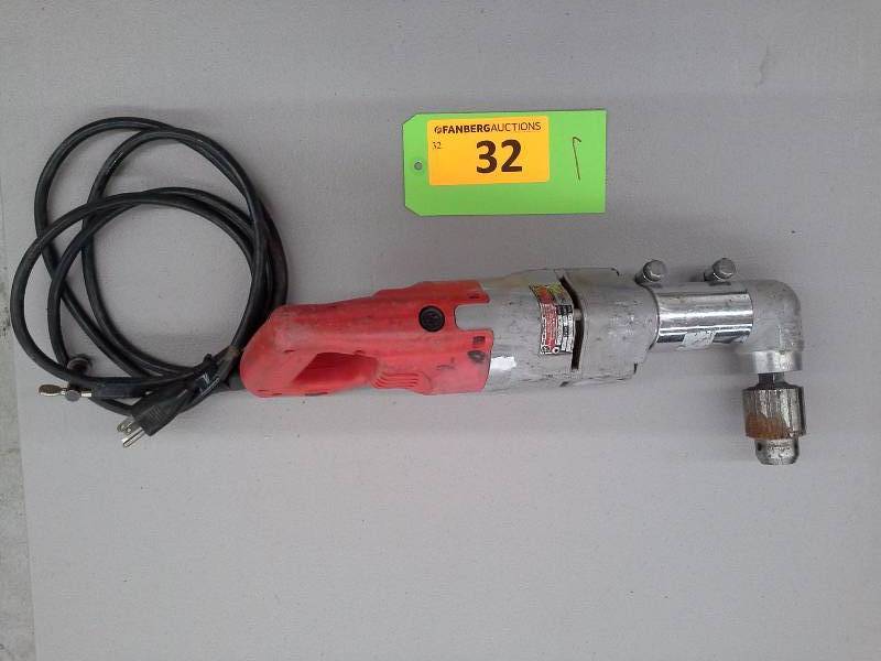 lot 32 image: Milwaukee Right-Angle Drill (12)