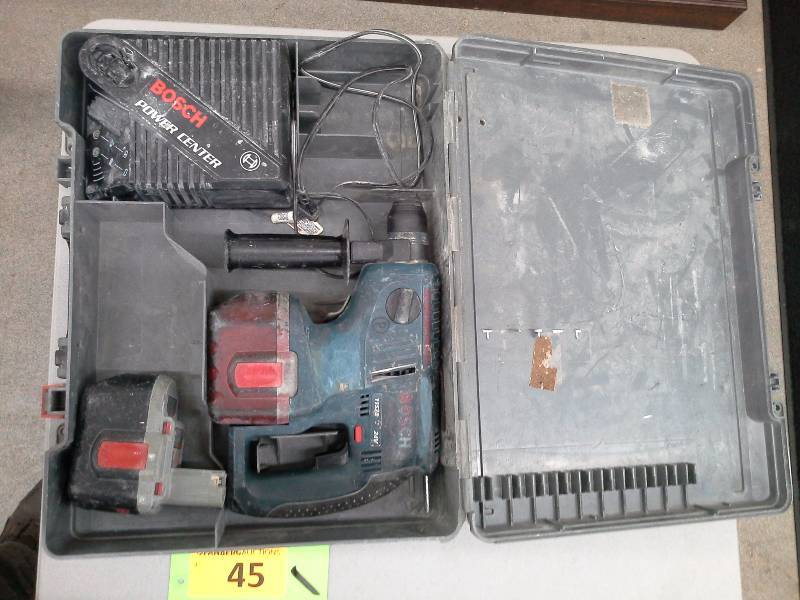 lot 45 image: Bosch 11524 Cordless Hammer Drill