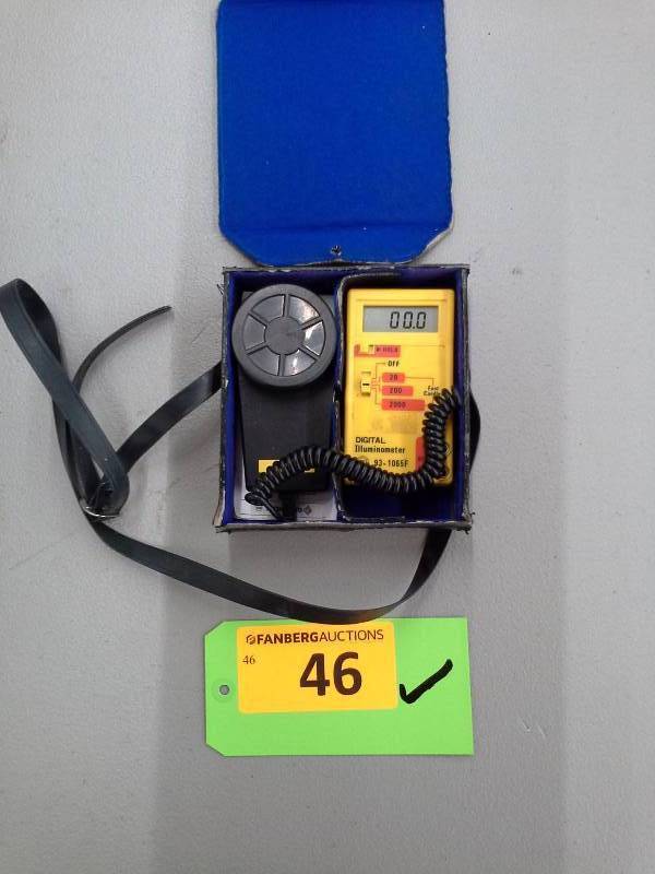 lot 46 image: Digital Illuminometer