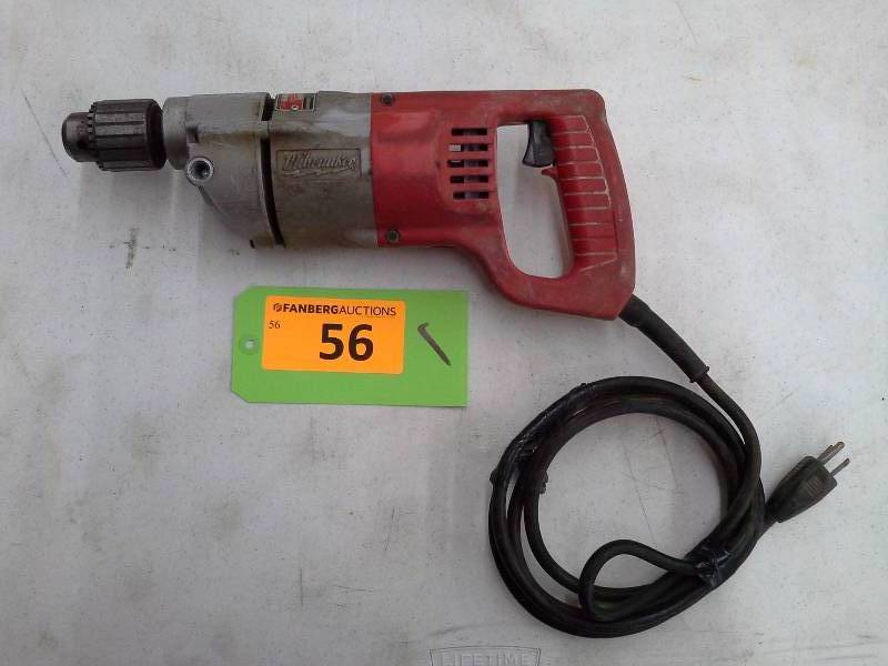 lot 56 image: Milwaukee 12 Drill