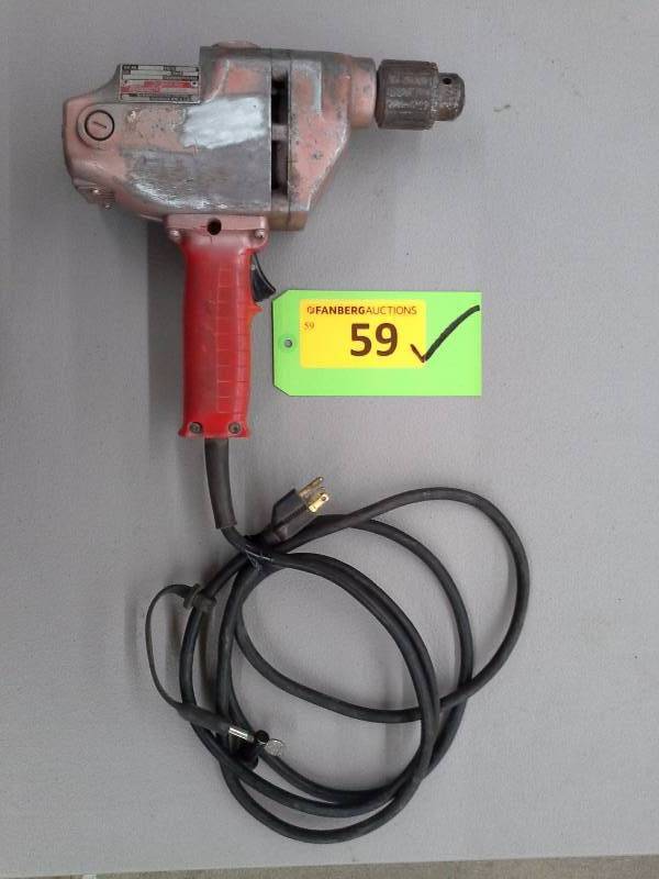 lot 59 image: Milwaukee Heavy Duty 12 Drill