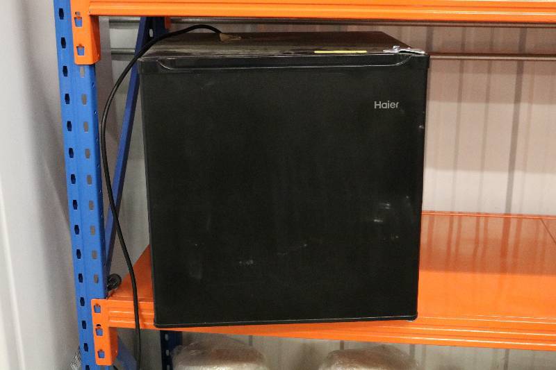 Haier Mini Fridge