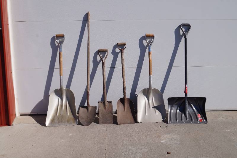 Assorted Shovels