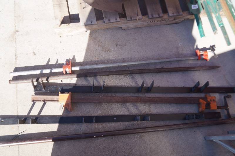 Large ClampsTool HangersChisel