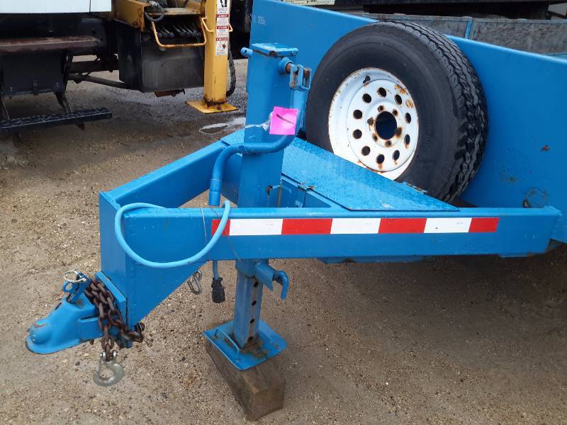 lot 1 image: 1998 Home Made Trailer