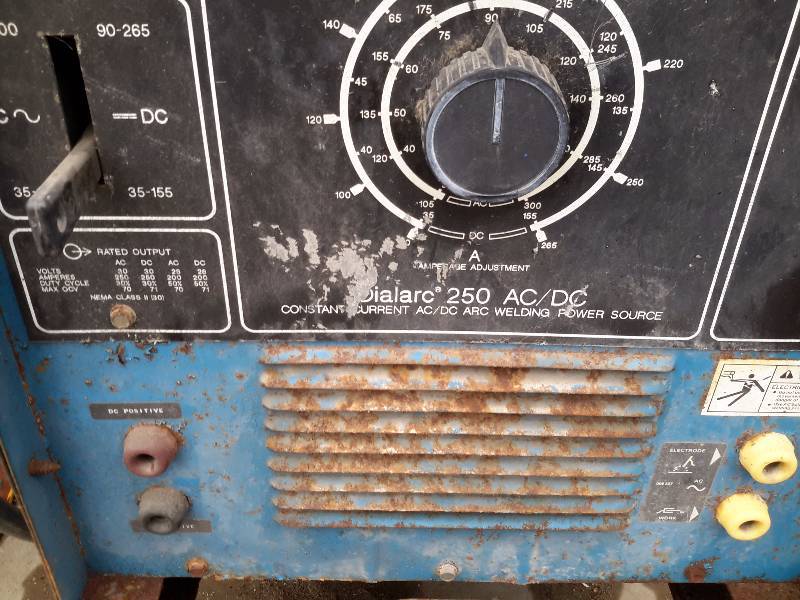 lot 6 image: Miller Dial Arc 250 ACDC Welder