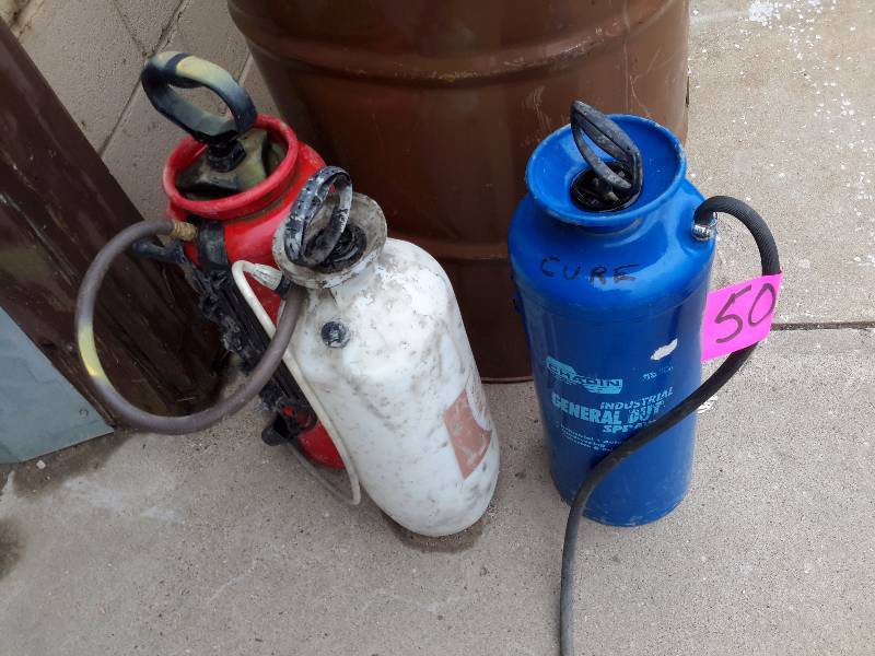 lot 50 image: 3 pump sprayers