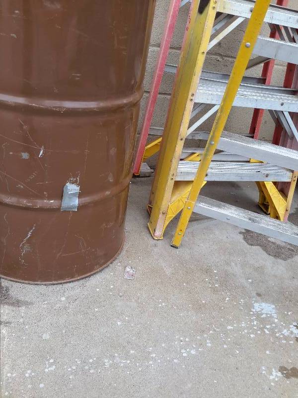 lot 47 image: 10 Ft Werner, Fiber Glass step ladder