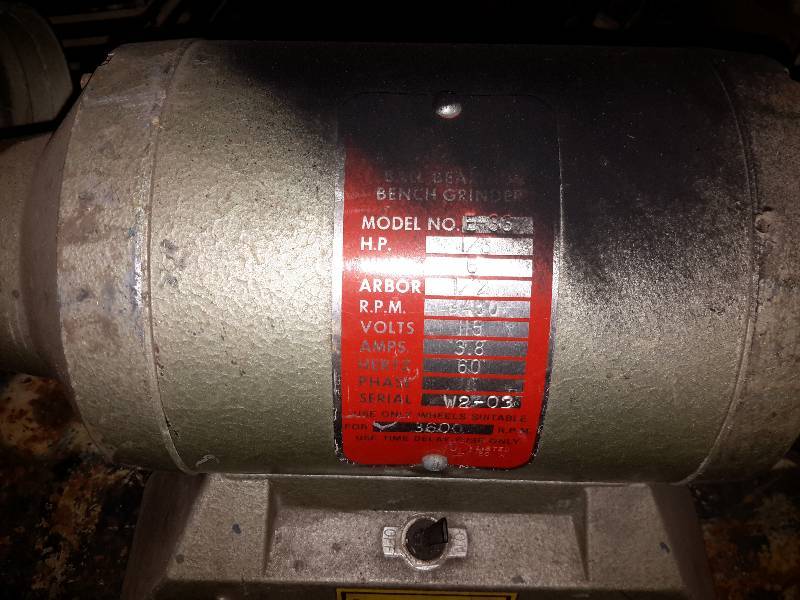 lot 102 image: 6 in Grinder.. Tested and Works