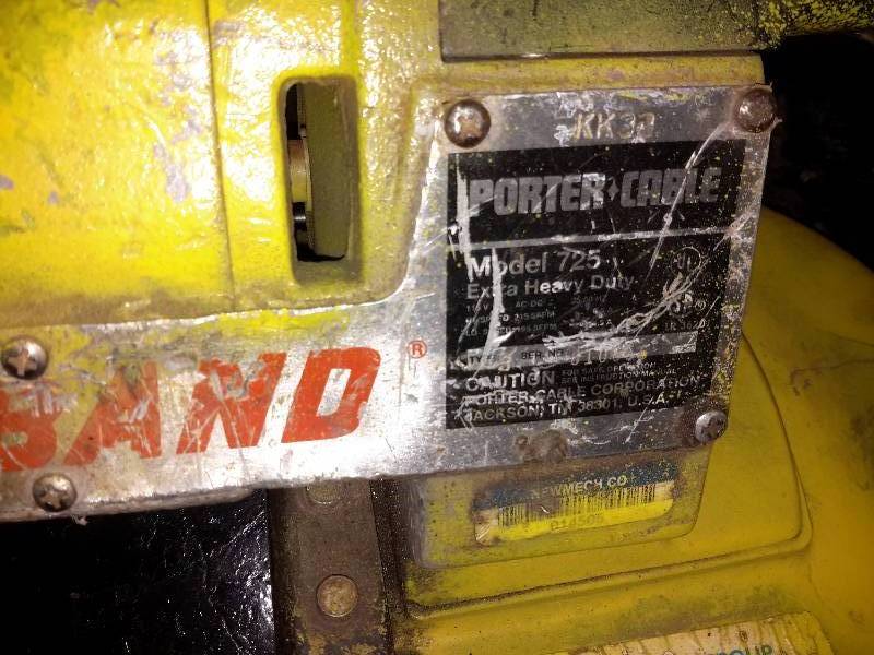 lot 125 image: Porter Cable Portable Band Saw.. No blade