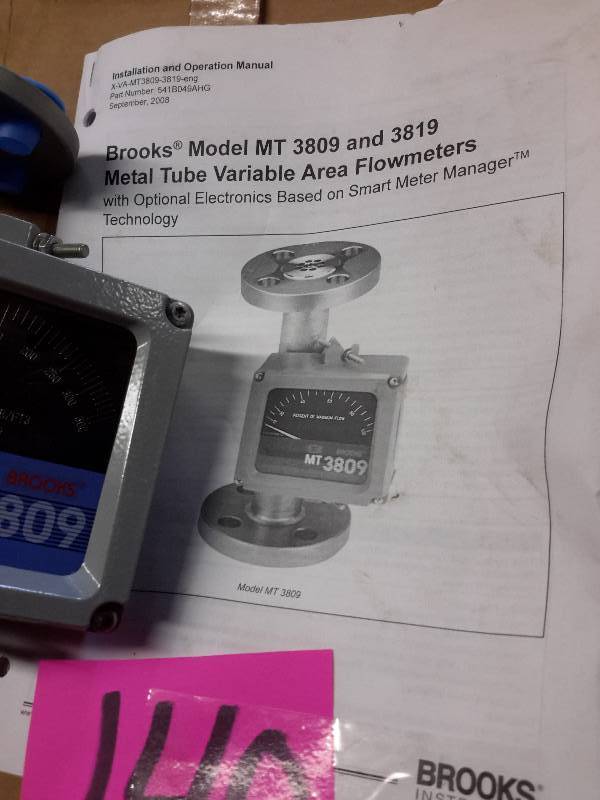 lot 140 image: Brooks Model MT 3809 Flow meter