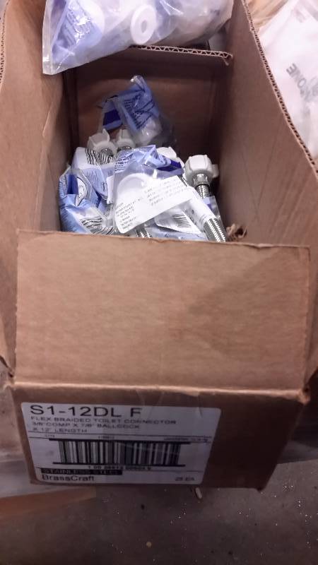lot 158 image: Large lot of Flexible Toilet Connectors.