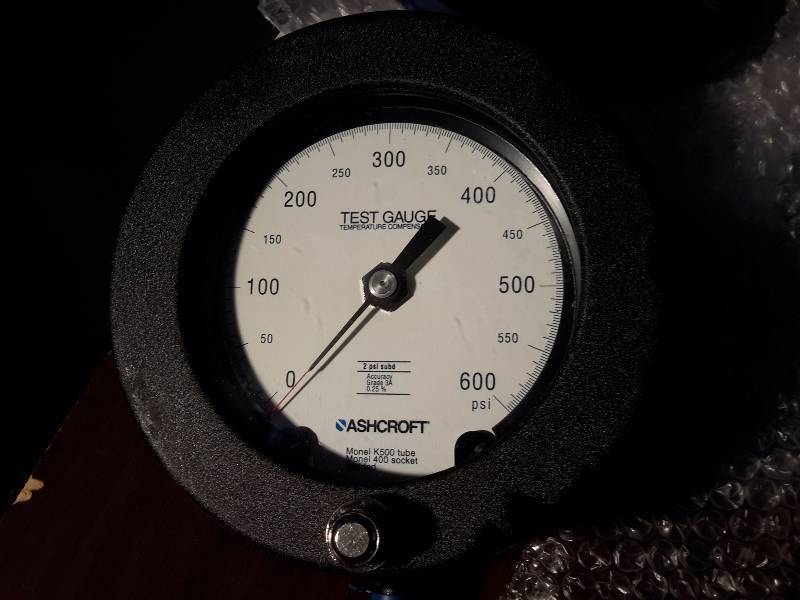 lot 241 image: 2 Ashcroft Testing Gauges