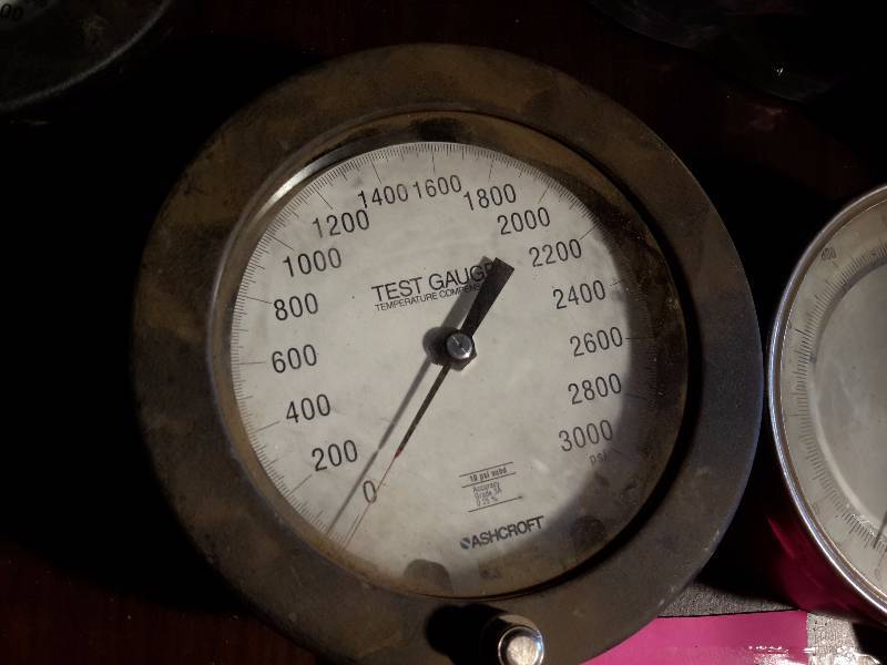 lot 247 image: Wika and Ashcroft Test Gauges