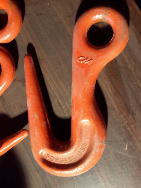 lot 267 image: 4 Steel hooks as pictured