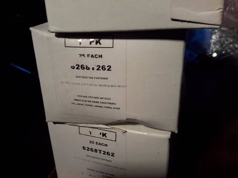 lot 268 image: 7 Boxes of 25 each, Bar Grating Fasteners