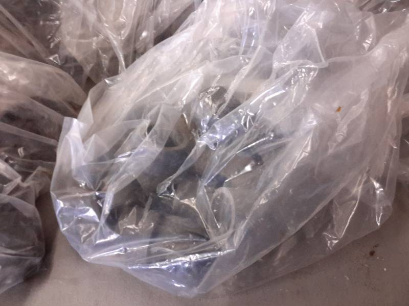 lot 289 image: Lot of Threaded joints,Elbows etc.. Lookl like 1 12 in
