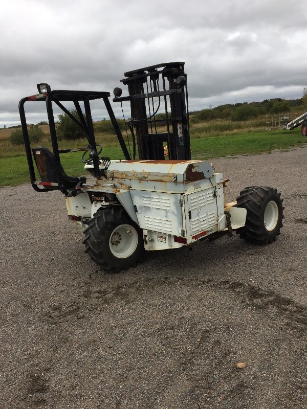 TAILGATOR PIGGYBACK FORKLIFT