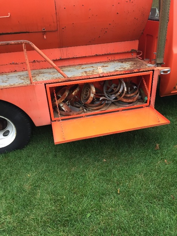 1988 CHEVORLET  CUSTOM DELUXE