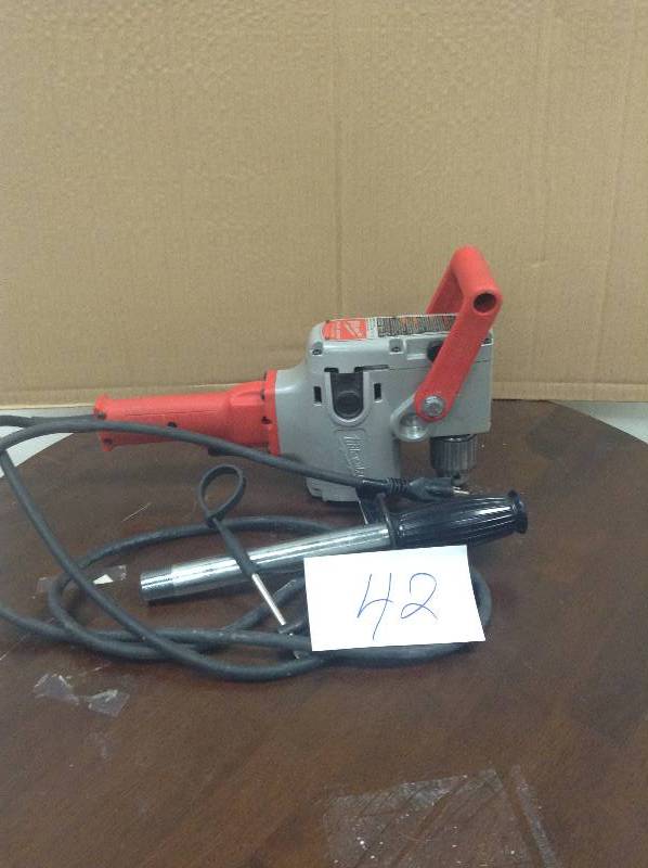 Milwaukee 1670-1 7.5 Amp 12-inch Hole Hawg Joist and Stud Drill  used in working condition