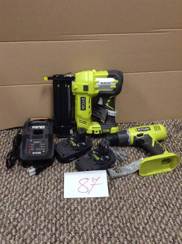 Ryobi One Plus DrillDriver and Airstrike Brad Nailer Combo kit not used