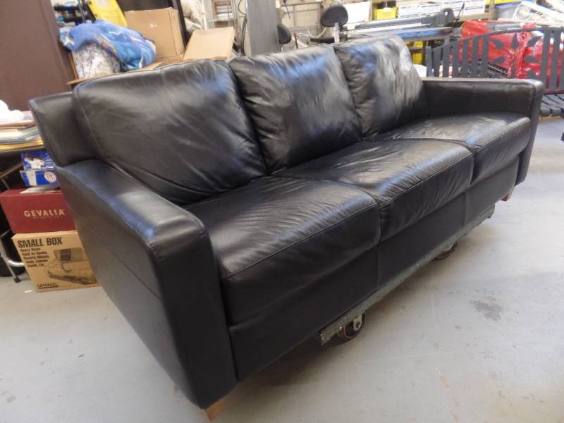 BLACK LEATHER SOFA
