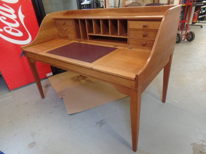 Solid Cherry Writing Desk October Consignments K Bid