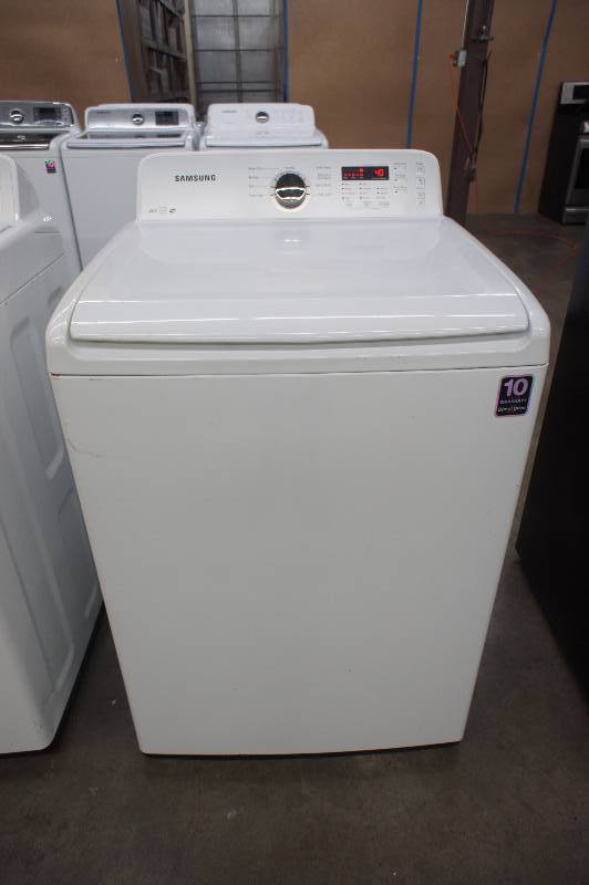 lot 7 image: Scratch and Dent - Samsung Model # (WA400PJHDWR) Top-Loading Washer - 4 cu ft - White Color - Tested Works - MSRP $ 999.99