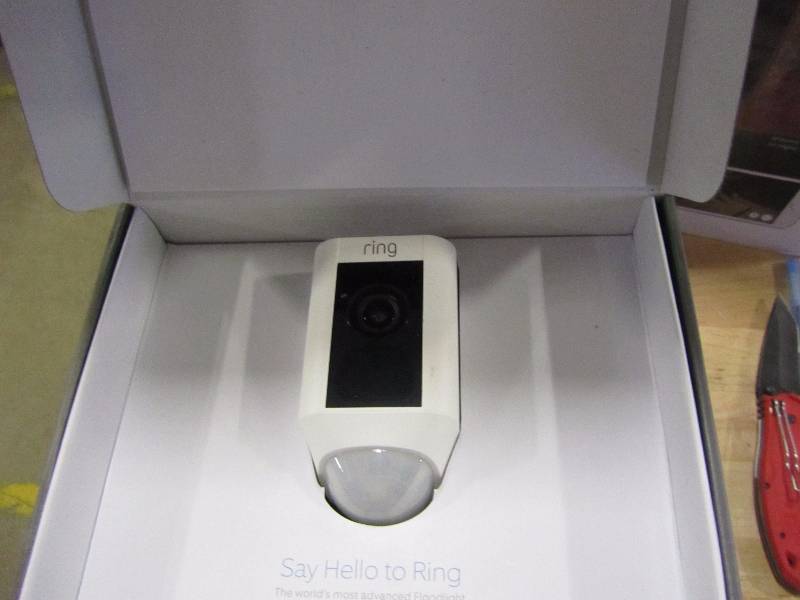 lot 38 image: Ring Outdoor Wi-Fi Cam with Motion Activated Floodlight, White