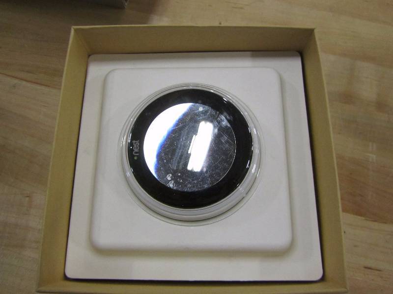 lot 41 image: Nest 3rd Generation Learning Thermostat
