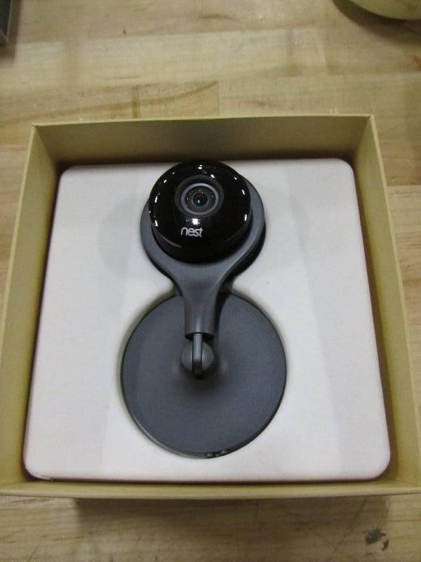 lot 42 image: Nest Cam Indoor 1080p Security Camera