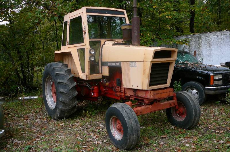 lot 8 image: Case Agri King 970 Tractor