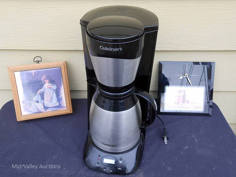 Coffeemaker & ND clock