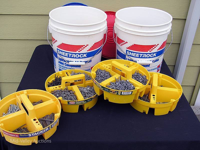 Portable stackers