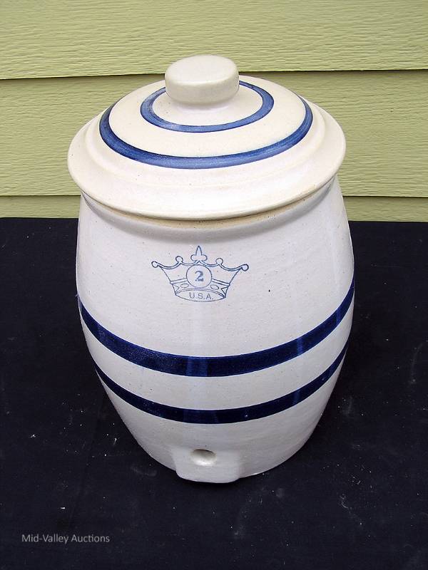 Crown crock