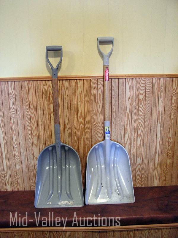 Grain shovels
