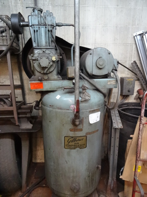 lot 2 image: Bilbarco Air Compressor