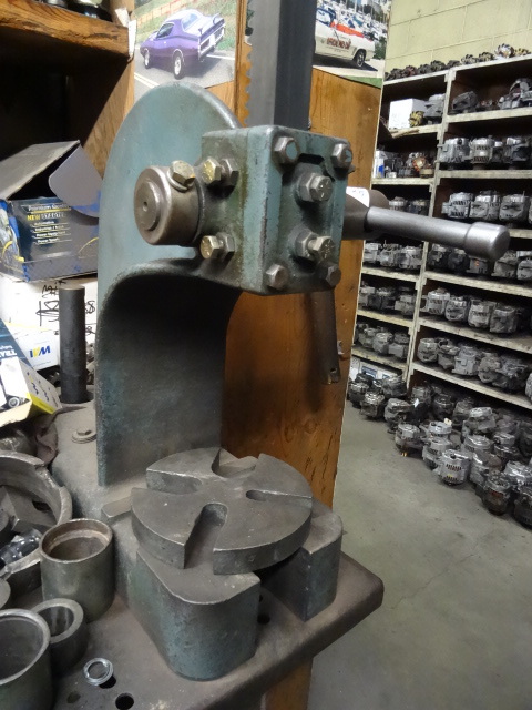 lot 38 image: #2 Bench Mount Press