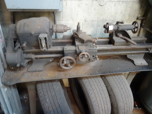lot 48 image: Montgomery Ward Machine Lathe.