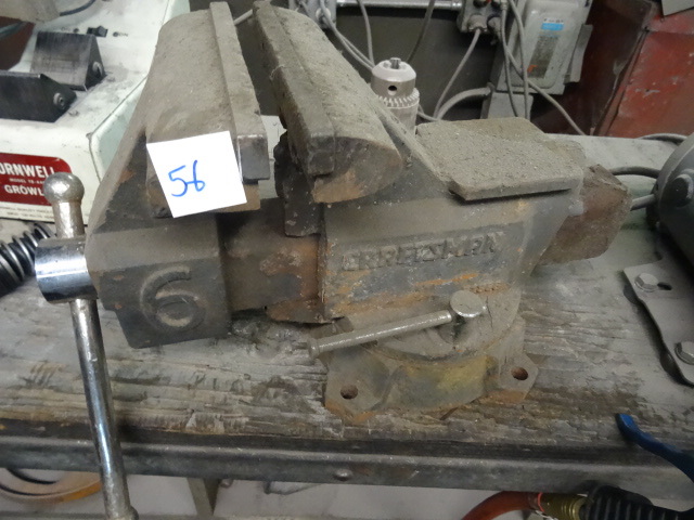 lot 56 image: Heavy Duty Craftsman 6.5 Bench Vise