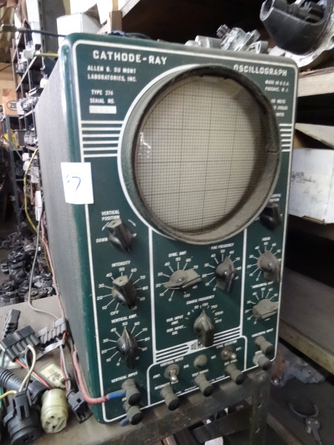 lot 97 image: Cathode Ray Oscillograph Type 274.