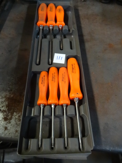 lot 111 image: Snap On Torx Driver Set. Missing 2