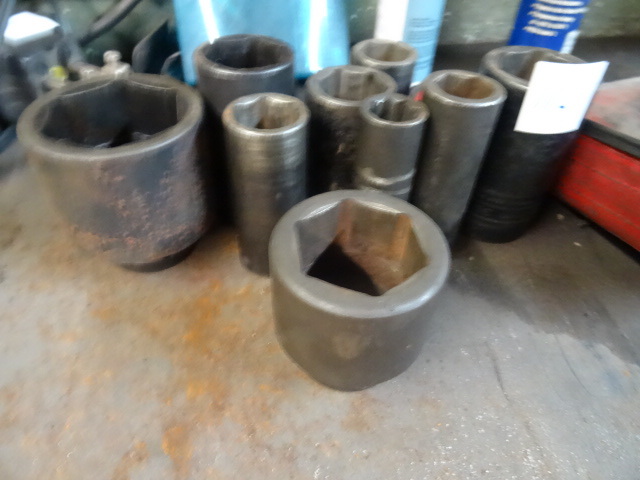 lot 114 image: Misc Snap On Impact Sockets