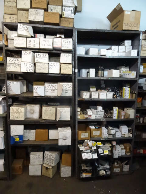 lot 137 image: 2 Metal Shelving Units 36 X 18 X 87