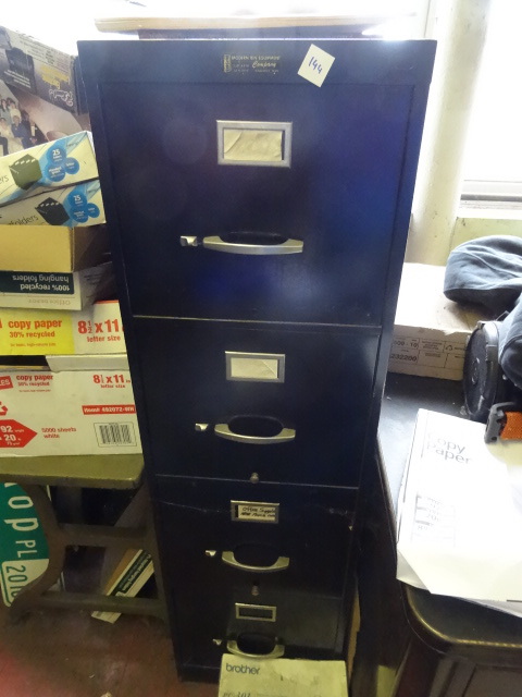 lot 144 image: 15 Metal 4 Drawer File Cabinet