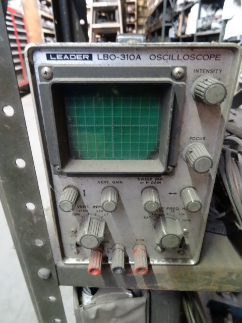 lot 165 image: Leader LBD-310A Oscilloscope