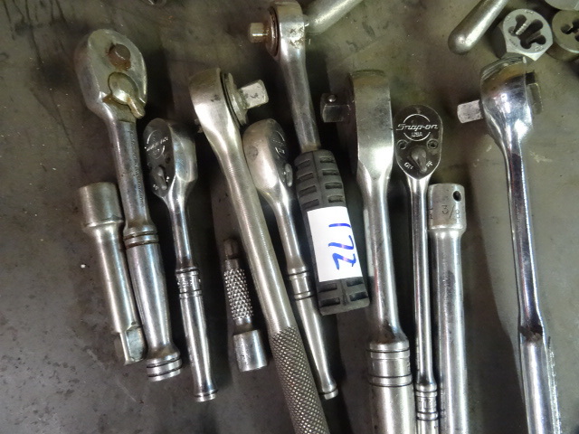 lot 172 image: Misc Ratchets, Some Snap On