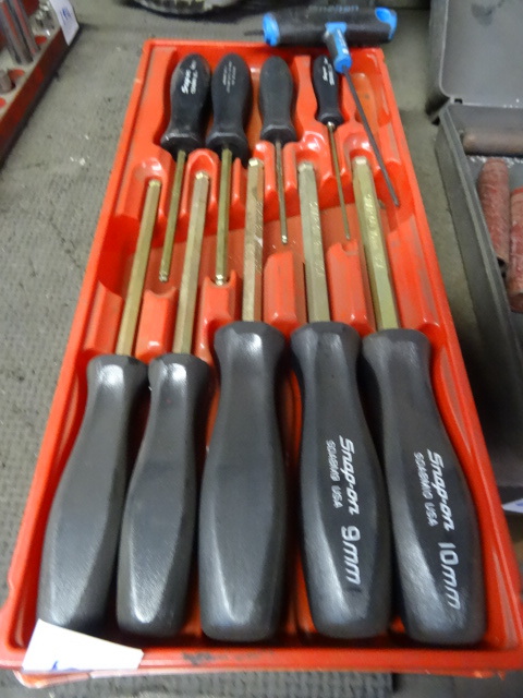 lot 196 image: Snap On Metric Allen Head Drivers